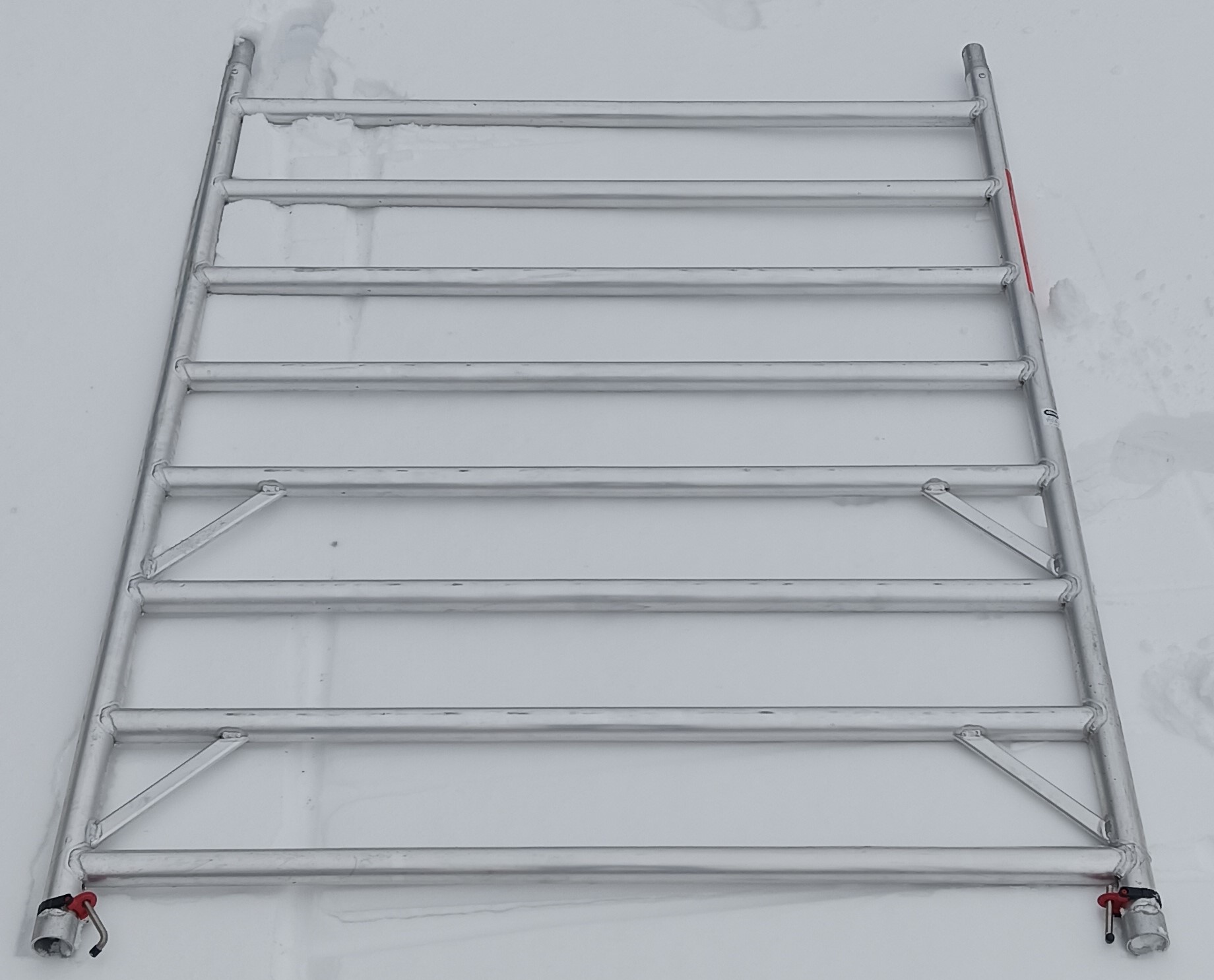 8 rung DW 250 frame Altrex